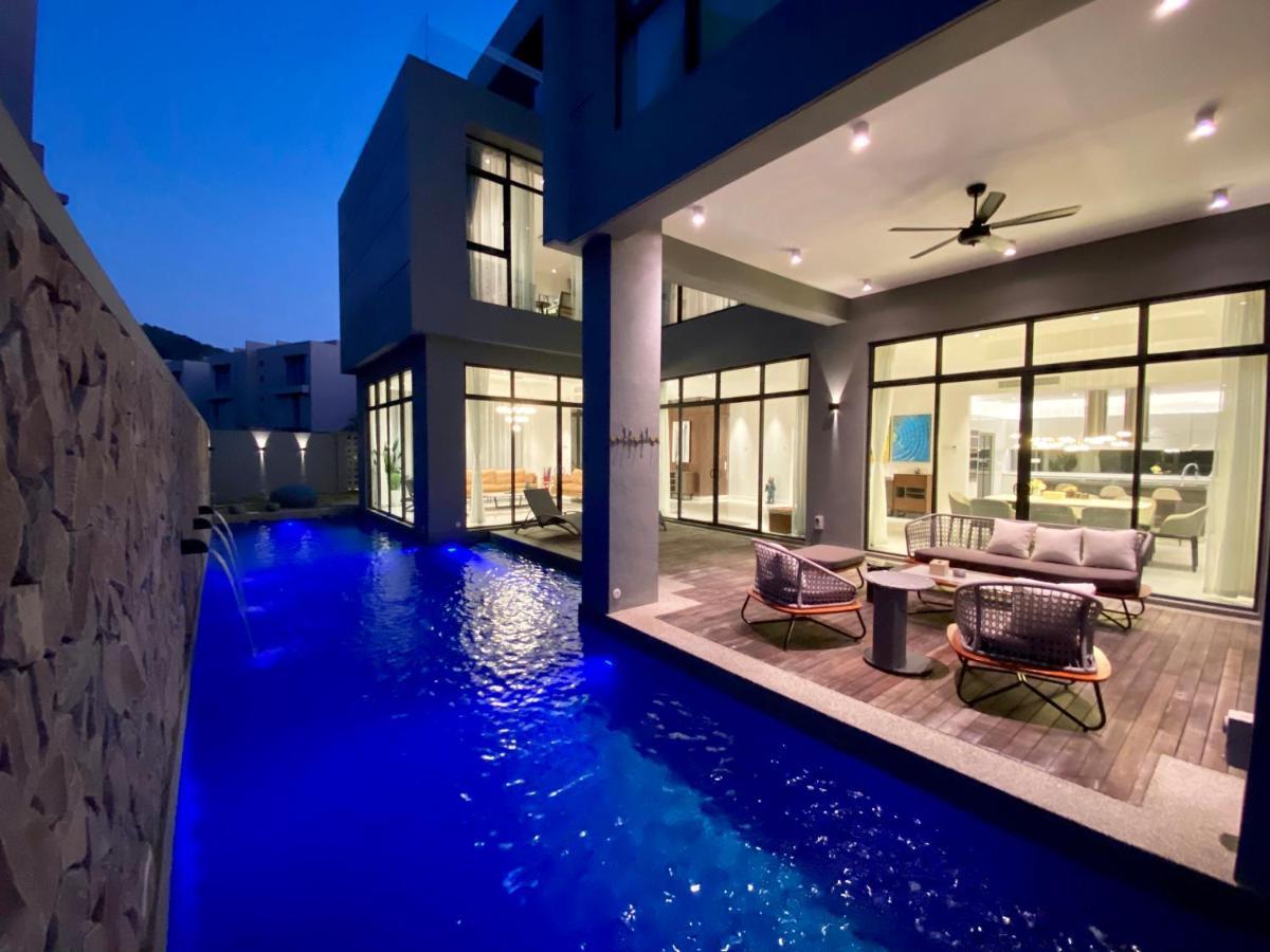 Molly Luxury Private Pool Bungalow茉莉的家豪华私人泳池别墅 Pantai Cenang  Exteriér fotografie